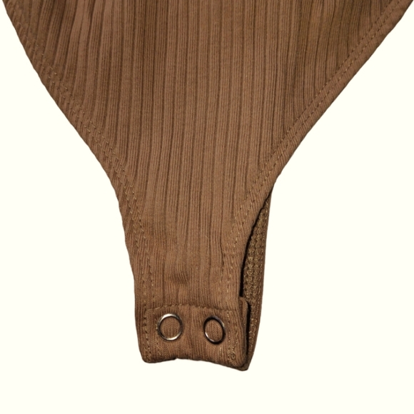 Good American || Ribbed Bodysuit SZ 3/L - Picture 4 of 12